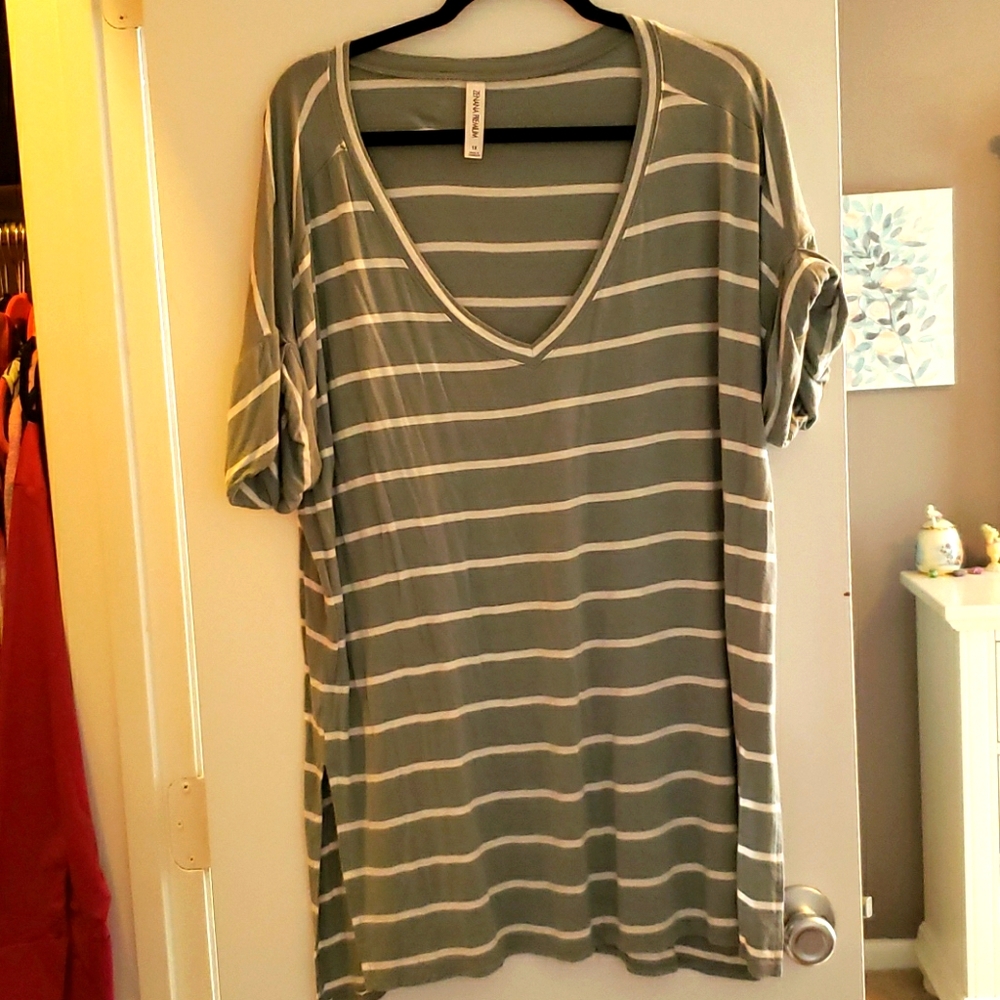 Green and white top